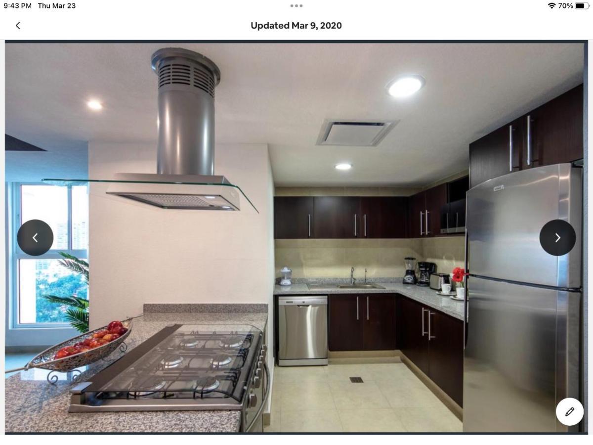 Ocean Front Grand Venetian Corner Condo Puerto Vallarta Exterior photo