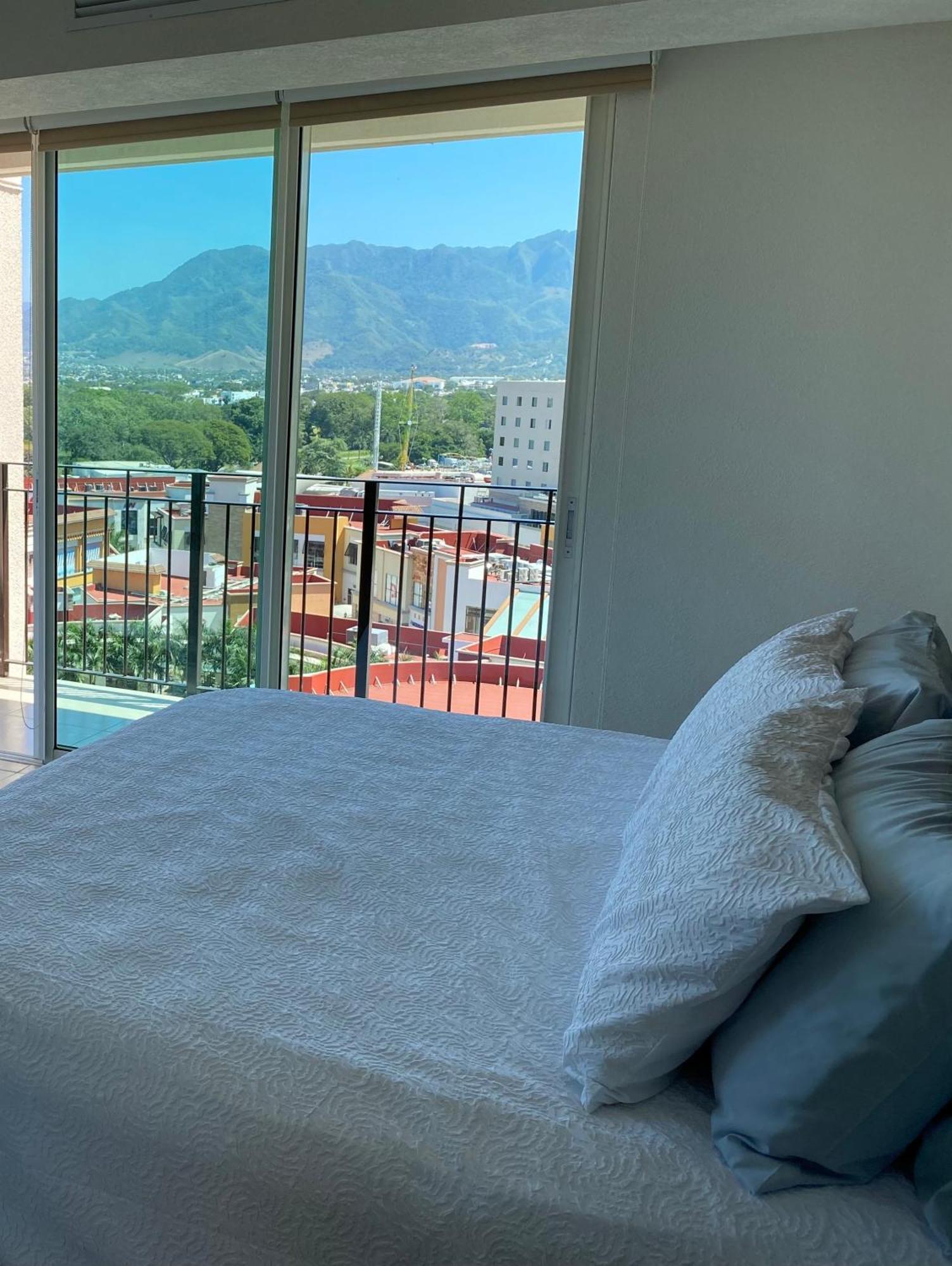 Ocean Front Grand Venetian Corner Condo Puerto Vallarta Exterior photo